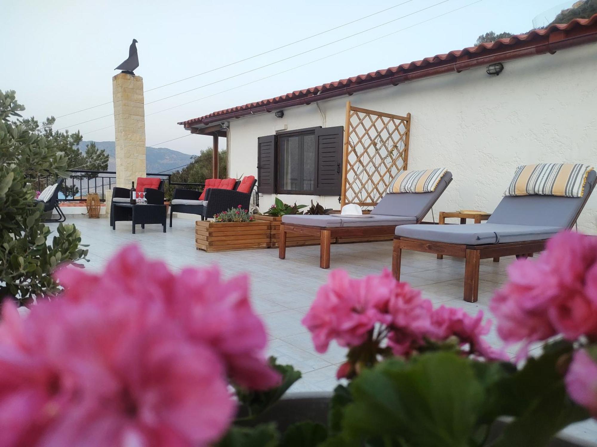 Summer Dream Cottage, 2br, Beautiful Sea View Vakantiehuis *